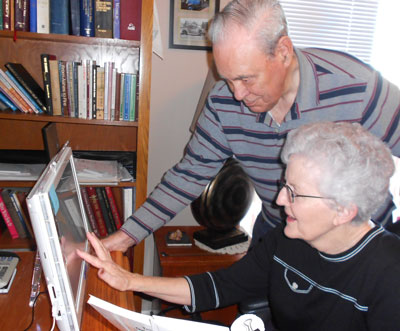 Telikin MeadowlarkHill Sm